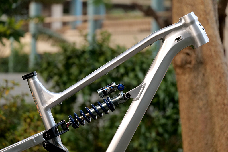 Telaio Bici Soft Tail in Lega  - Mountain Biking In The Uk recensione e prezzo