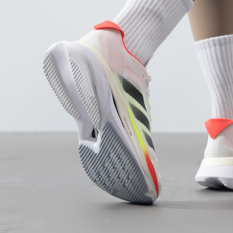 Scarpe sportive da donna Adida - Adidas Shoes Adizero Boston 12 recensione e prezzo